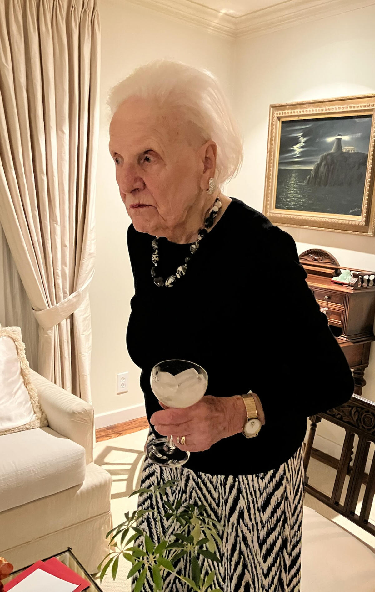 😇Ethel Christopher Davies at the age of 103! She looks more like 77. She is the sister of famous San Francisco mayor 🇬🇷 Mitch