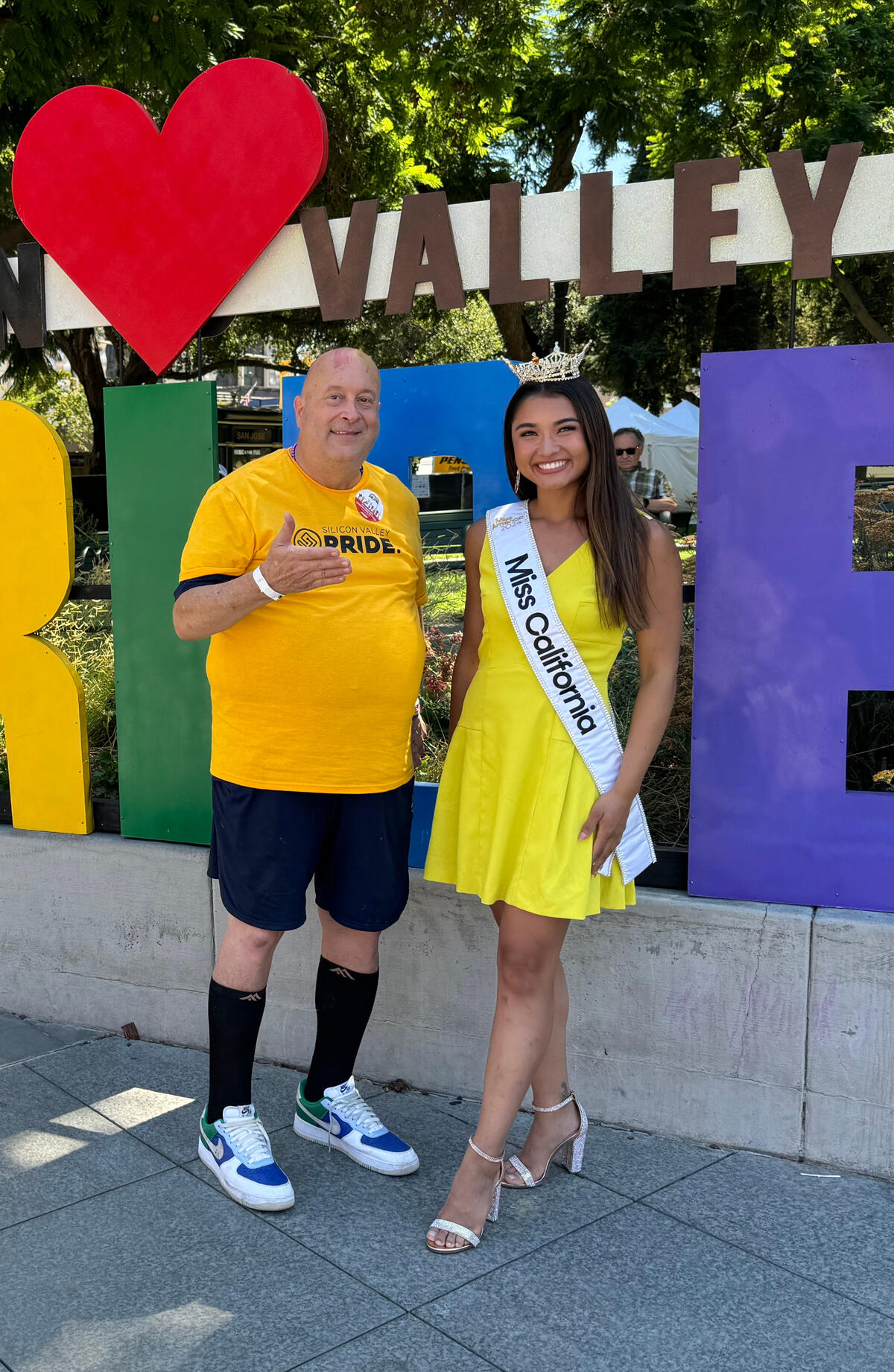 David Eastis and my friend Miss California 😇 Kimberly Vernon.