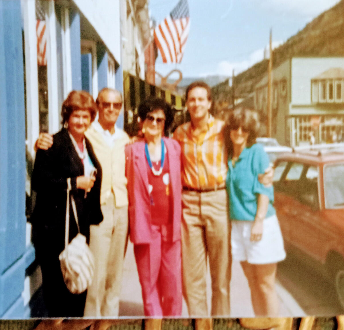 My beloved 😇Harriet, 😇Aunt Sue, 😇Uncle Winston, and 😇Cousin 😇Jane Ellen Tornow in Georgetown Colorado in 1989. Harriet was