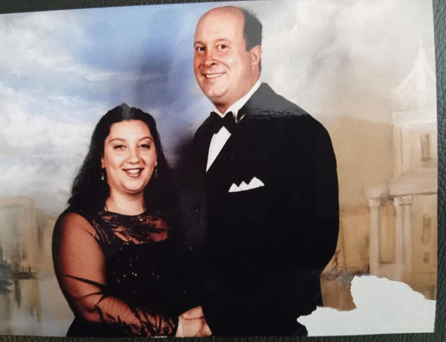 Sabrina and I enjoyed a magical Mediterranean cruise for our honeymoon. It was one of the wedding gifts mom and dad gave us. The grand finale was 2 days in the enchanting city of Venezia.